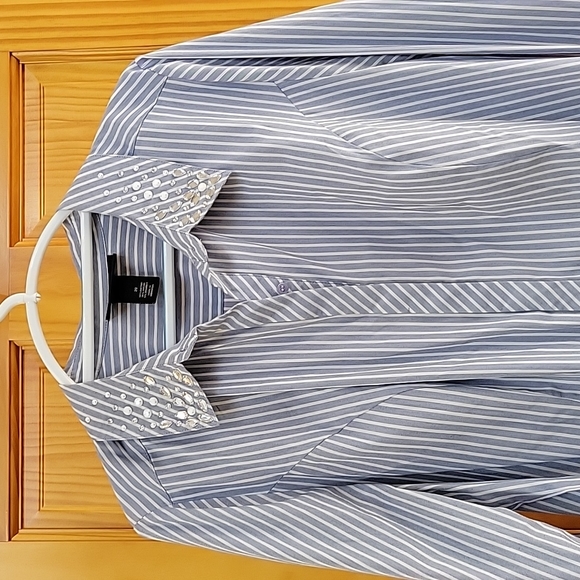 Beautiful Lane Bryant top - Picture 3 of 5